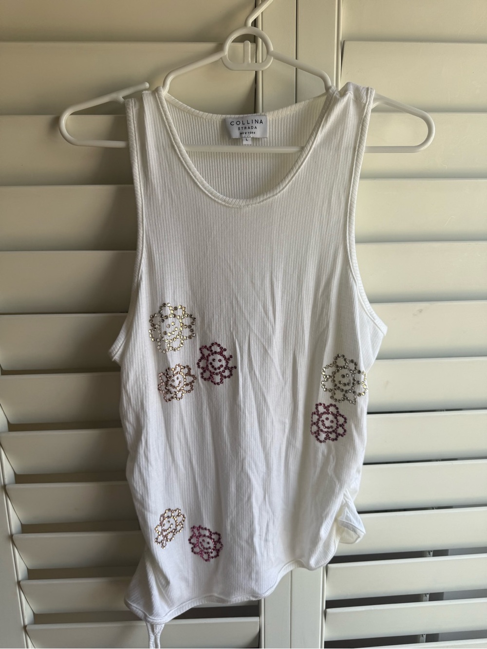 Collina Strada White Floral Rhinestone Rib Tank sz L - Picture 2 of 4